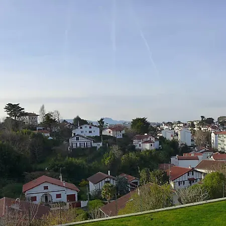 Charming T3 With Parking Near The Ocean * Saint-Jean-de-Luz