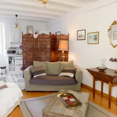 Appartement Charming T3 With Parking Near The Ocean